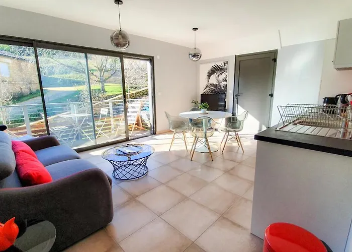 Le Nid Discret Avec Balcon Et Parking Prive Gratuit 公寓